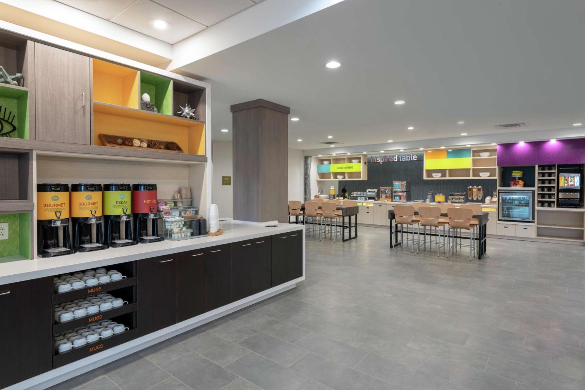 Home2 Suites By Hilton Indianapolis Airport Ngoại thất bức ảnh